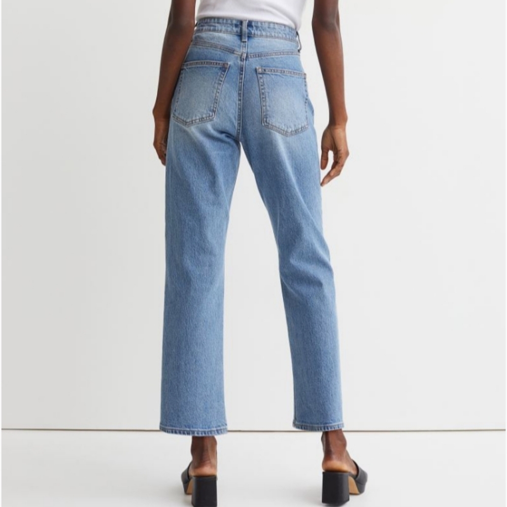 H&M Straight High Ankle Jeans in 'Light Denim Blue', Size 6 - Picture 3 of 12